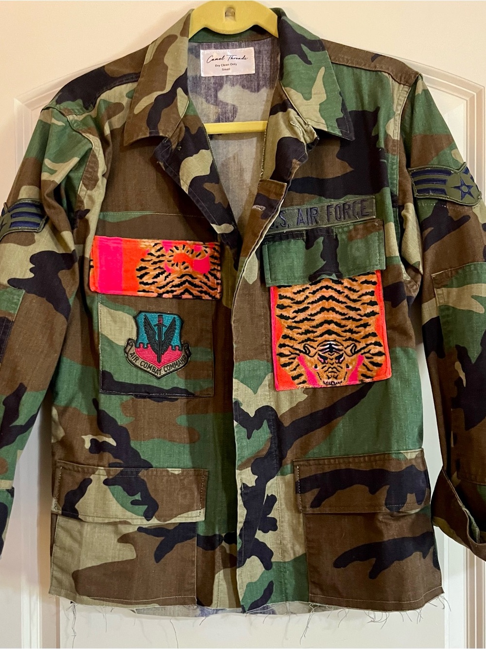 Camel Threads Custom Camo Military Jacket with Neon Tiger Patches Relax Fit NEW